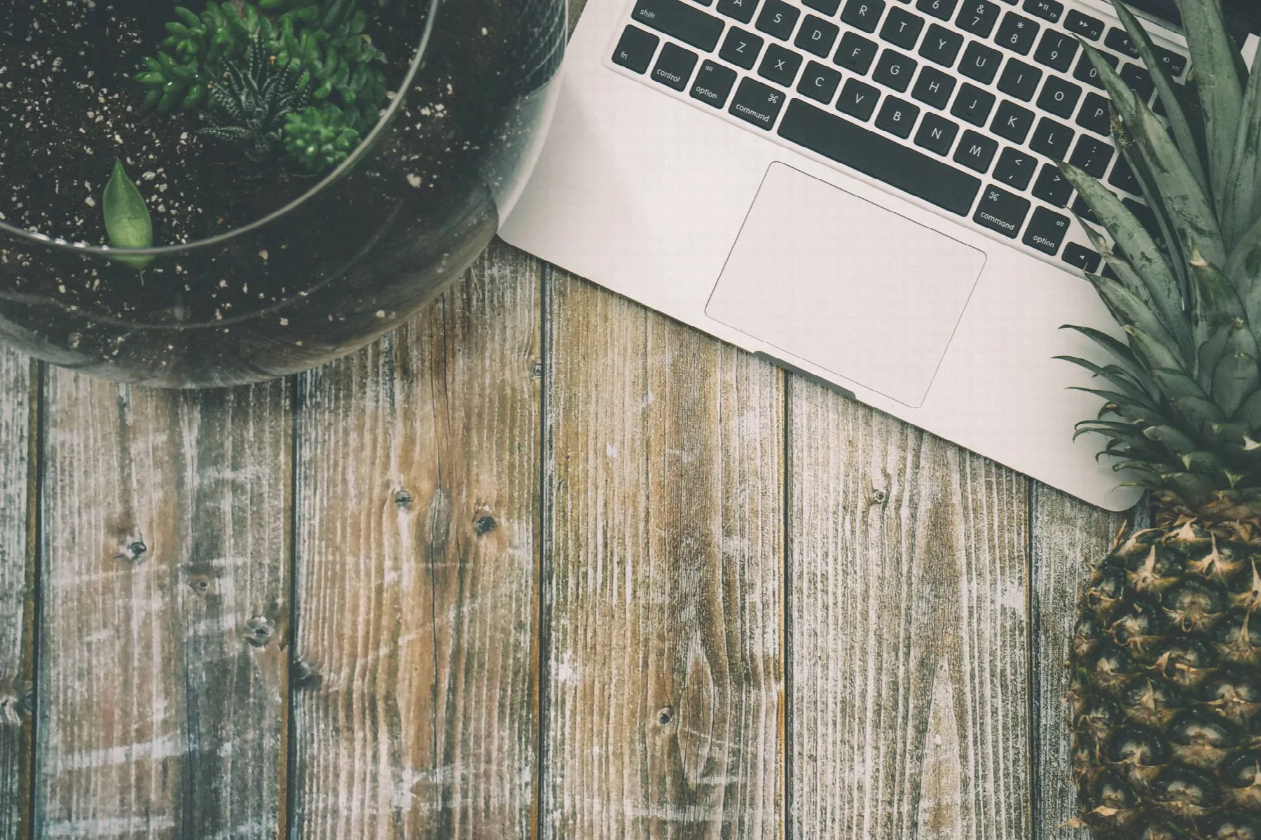 How to Sell Sponsored Articles on Your Website: Media Kit, Pricing, and Publisher Workflow